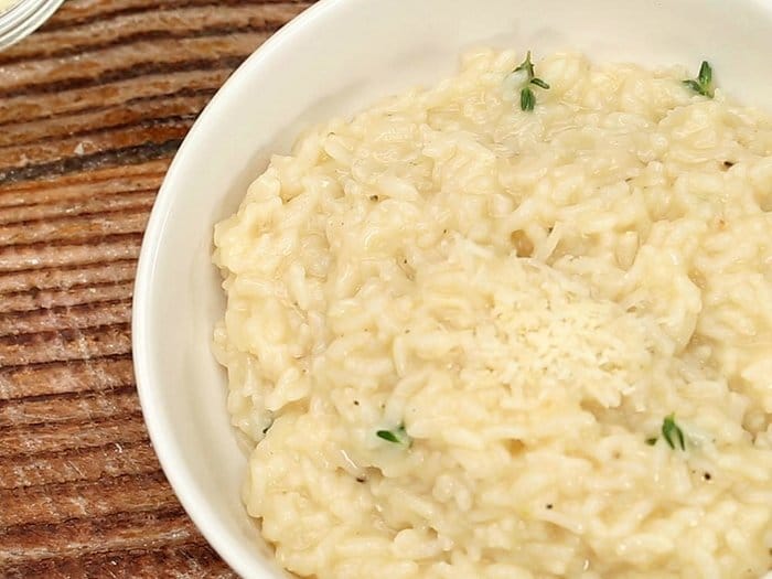 The finished recipe for vegetarian risotto with leeks.