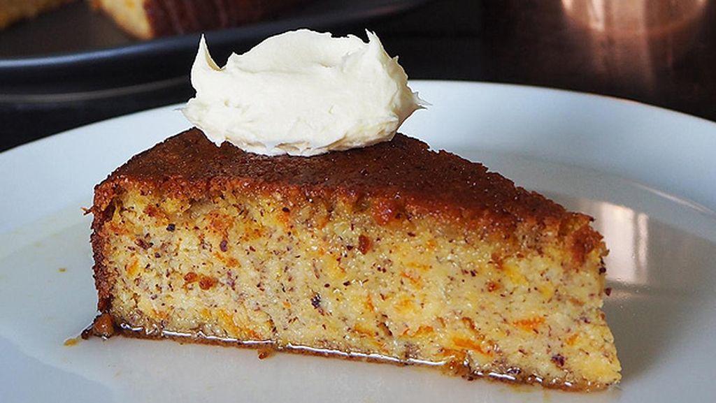 The nut cake is juicy to look at.
