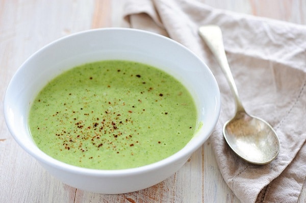 Hotový chutný recept na brokolicovou polévku se smetanou