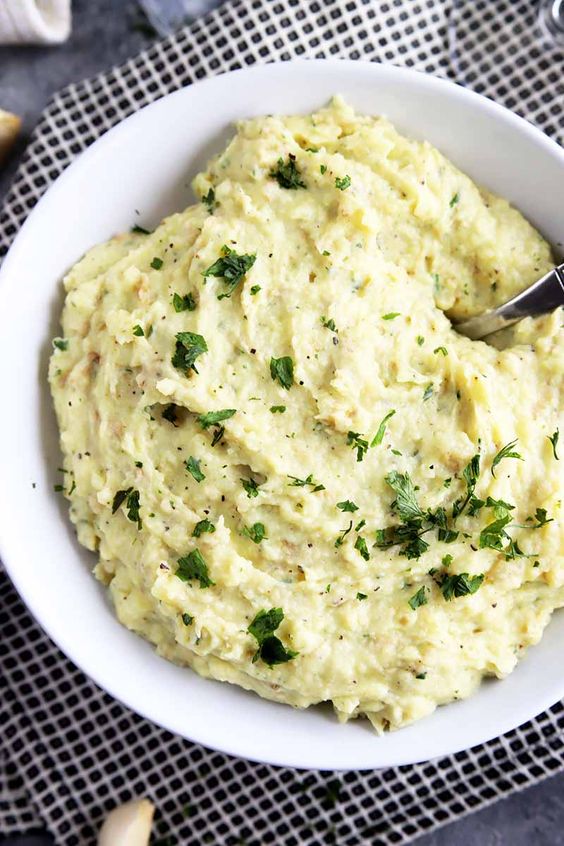 Mashed potatoes with sauerkraut and parsley.
