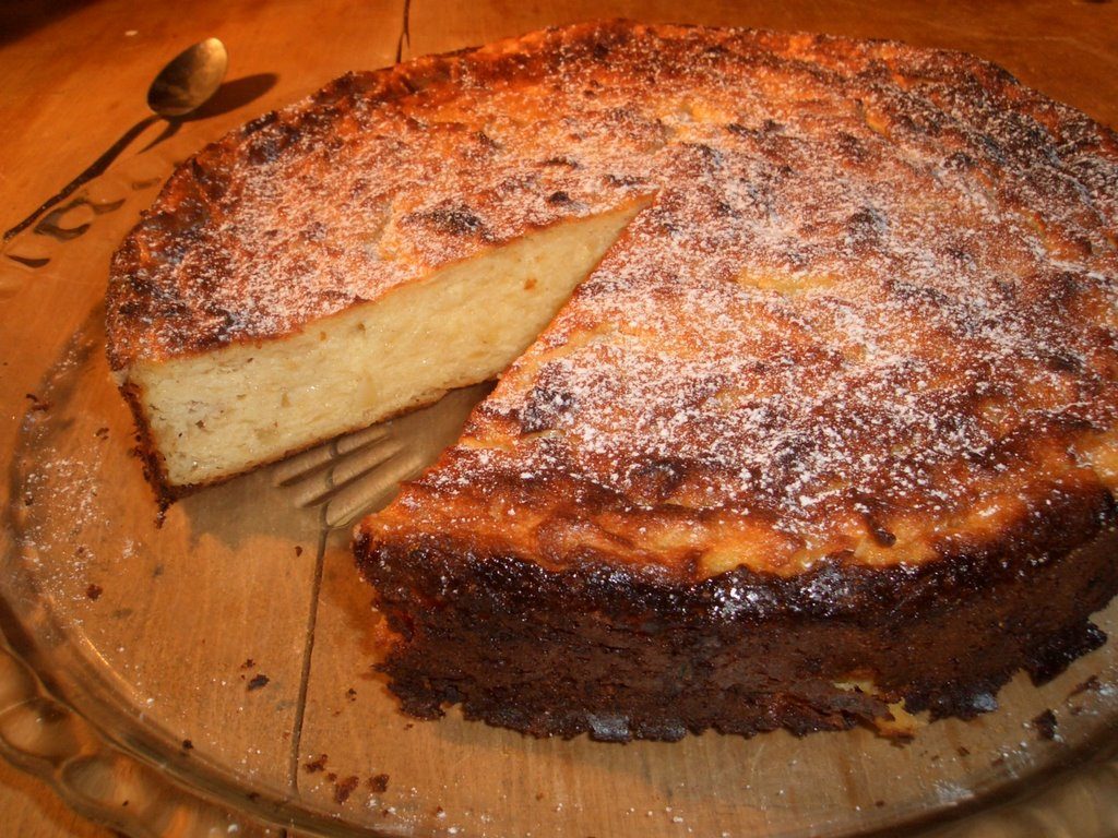 pečený koláč s jablečno-tvarohovou náplní