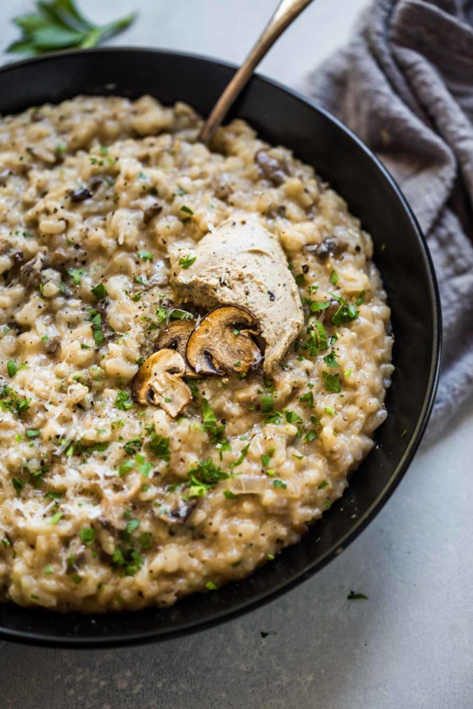 Risotto with mushrooms is a great idea for dishes for vegetarians.