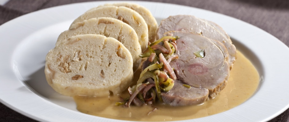Hamburg style pork resembles our delicious candle sauce.