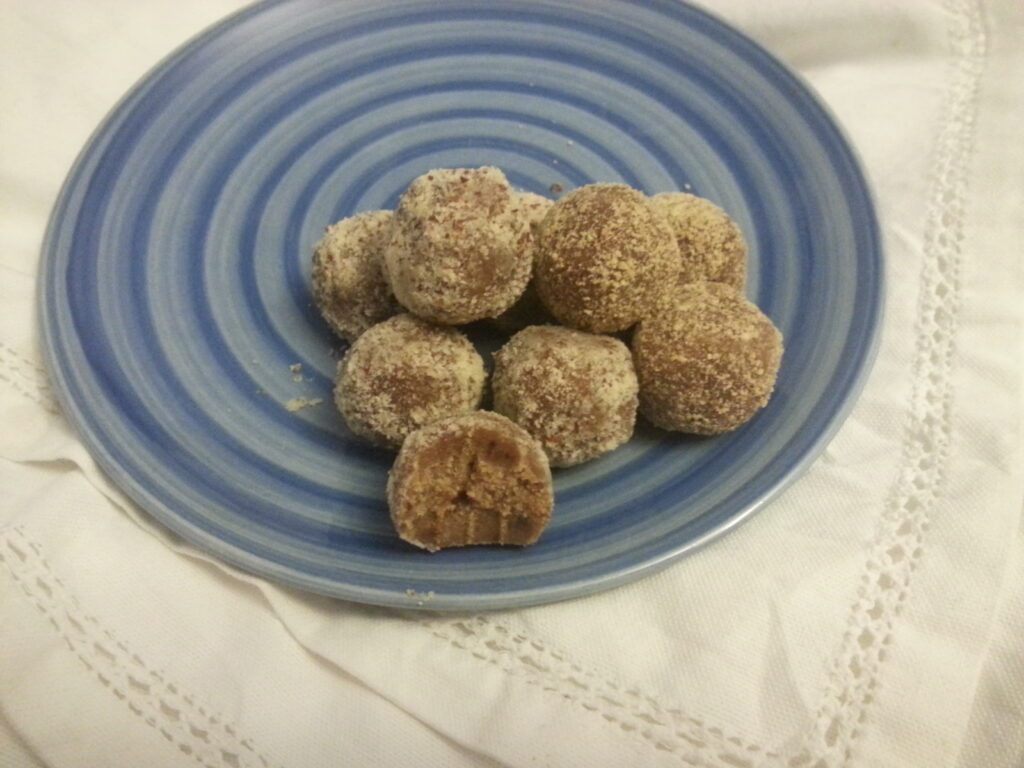 Excellent marlenko balls with nuts.