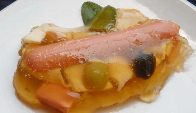 Sausage with vegetables in jelly