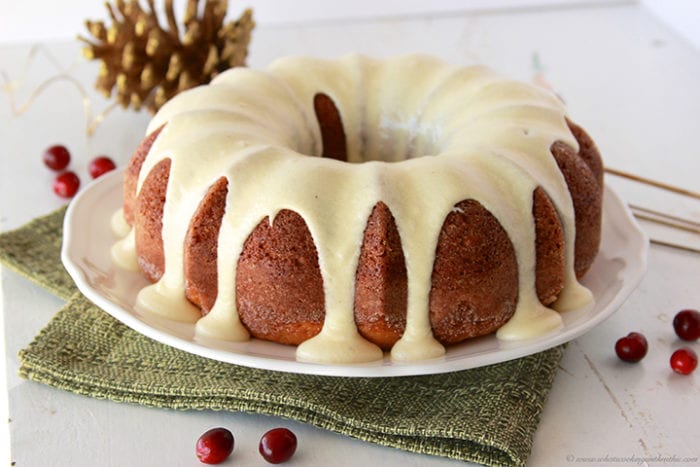 A luxurious dessert with the aroma of gingerbread, egg cognac and white chocolate.