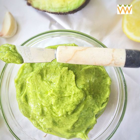 Avocado and cottage cheese spread.