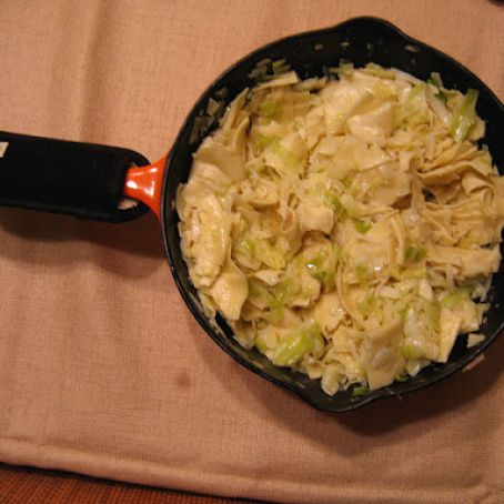 Dumplings with cabbage and onions.