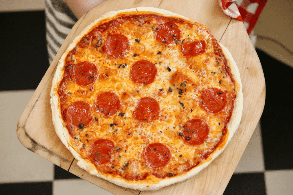 Těsto na pizzu bez droždí.
