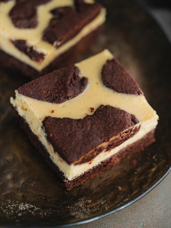 Cheesecake with chocolate flecks.
