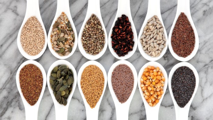 Spoons with twelve different types of seeds.