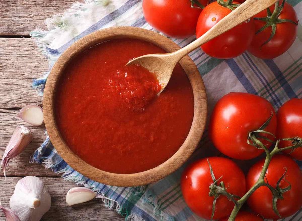 Homemade tomato puree in a bowl.