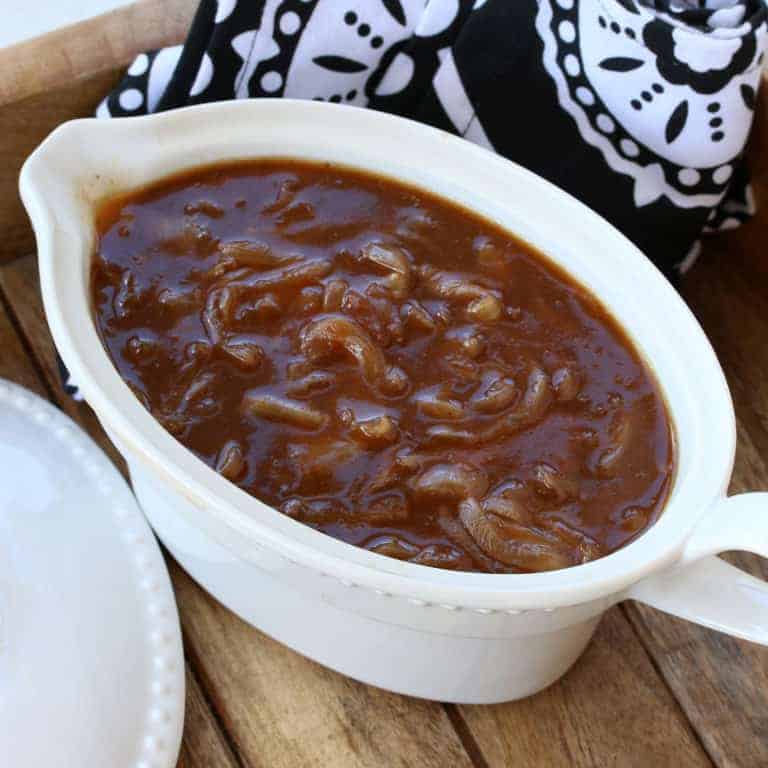 Caramelized onion sauce in serving dish.