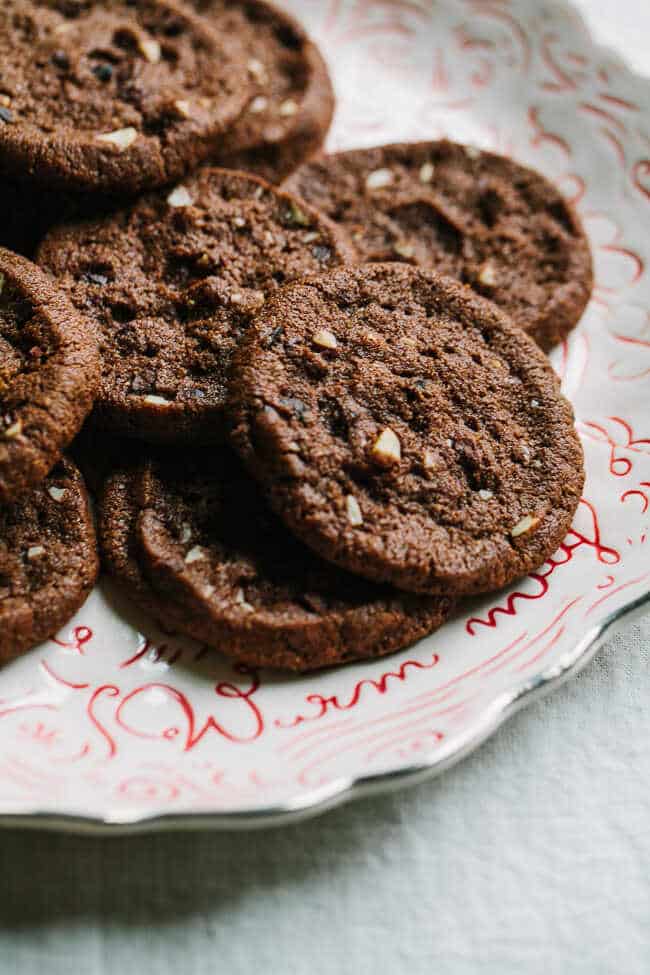 Cocoa cookies on a plate.