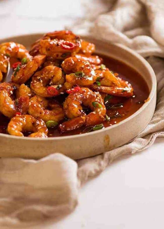 Najlepšie krevety na ázijský spôsob s cesnakom a pálivým chilli.