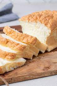Bílkový chlebíček